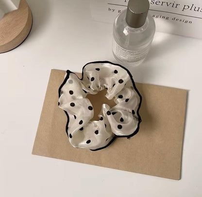 Elegant Black and White 3pk Pokka Dotted design Scrunchies