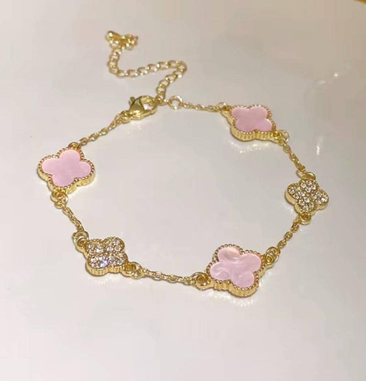 Luxury, brand, clover, bracelet, gold, silver, stainless steel in Pink Quartz